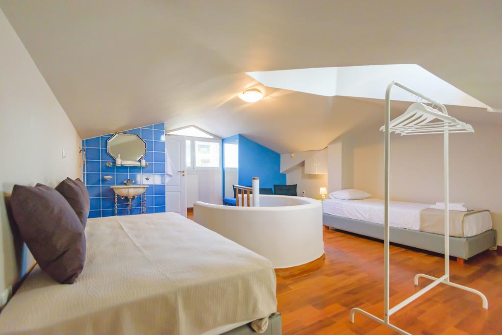 Politia Villa *