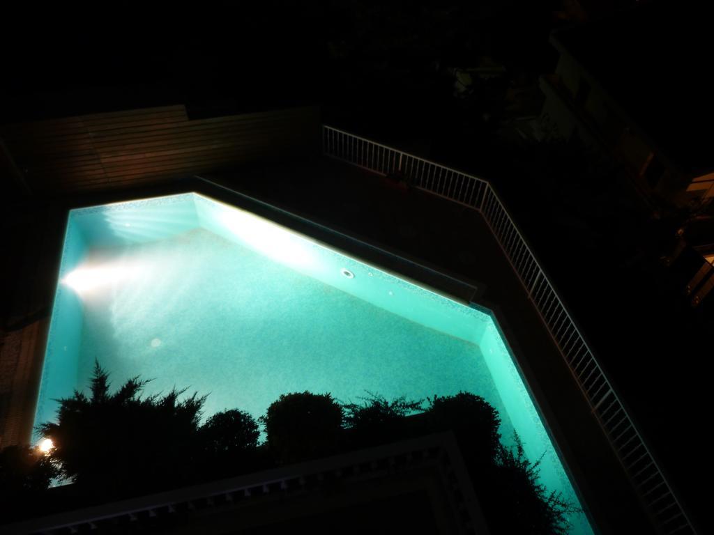 Politia Villa *